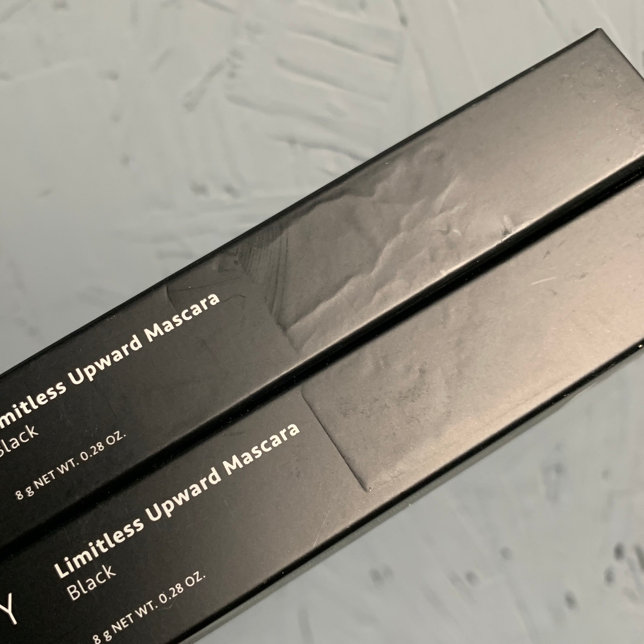 KAIBEAUTY 無重力飛長睫毛膏-黑色（外盒有皺紋）請參閱最後圖片【全網現貨】